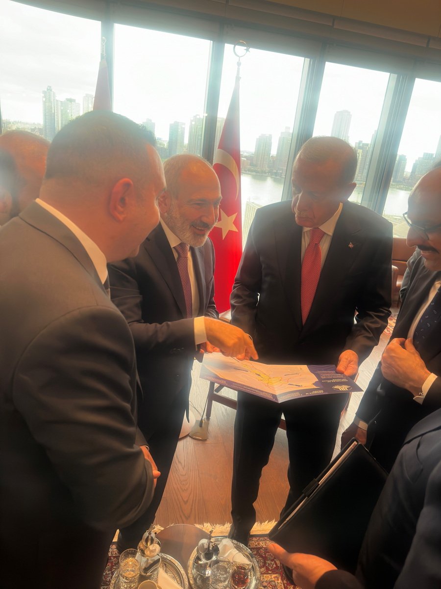 Erdoğan-Paşinyan buluşmasının yankıları, arka planı